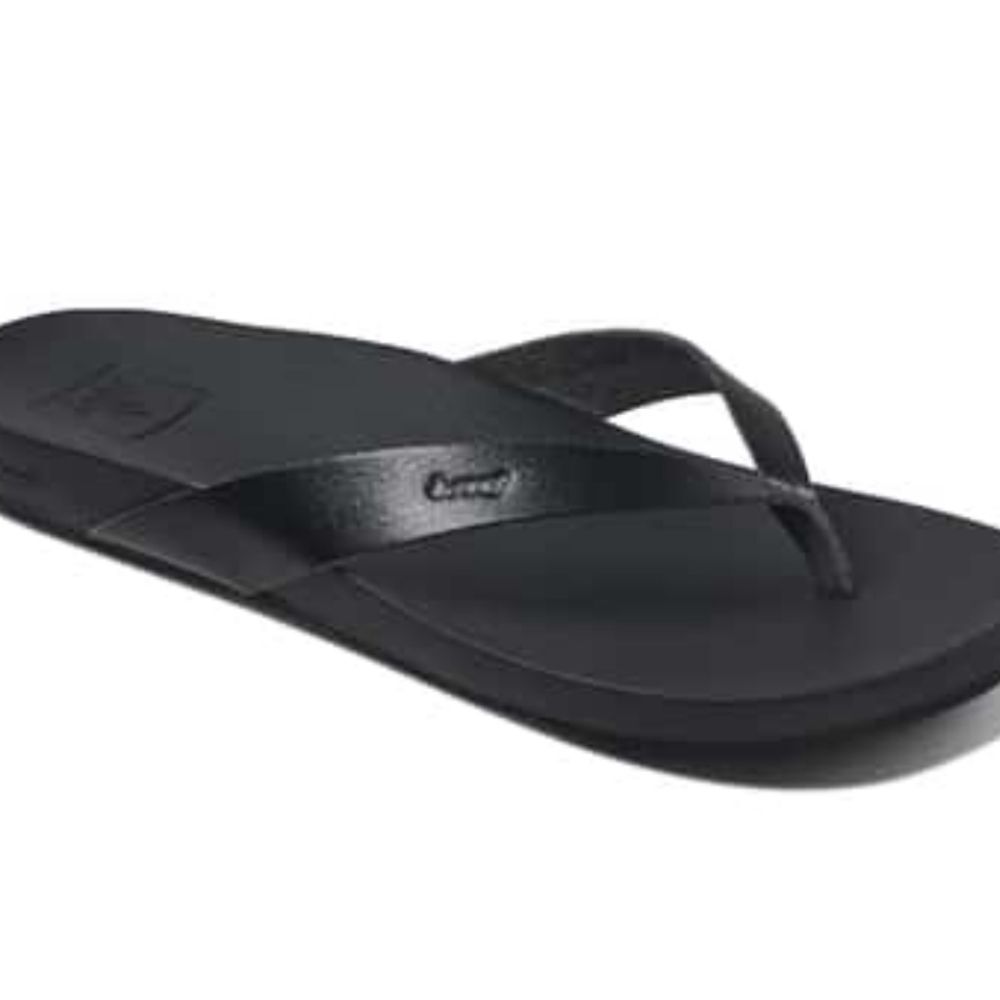 Reef Cushion Court Flip-Flop Sandals- Black
